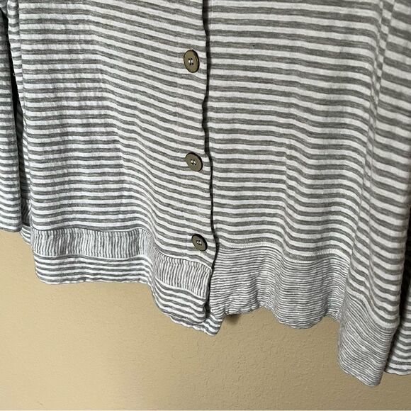 Habitat Gray and White Stripe Jersey Knit Button Front Cardigan Top Size XL - Picture 4 of 10